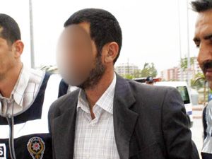 Yakalanan cinayet zanlısı Adliye’ye çıkarıldı