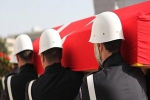 Çukurca'da askeri araç devrildi: 1 şehit!