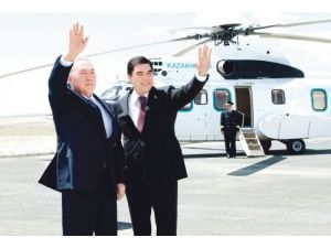 Nazarbayev, Türkmenistan'ı Ziyaret Edecek