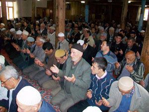 Çiftçiler şükür ve bereket duası yaptı