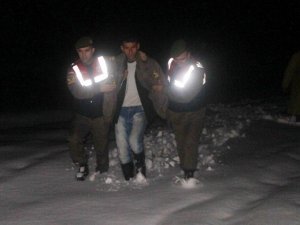 2 gündür mahsur olan besici kurtarıldı