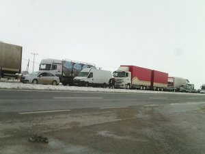 Kaşınhanı bölgesinde tel koptu yol kapandı