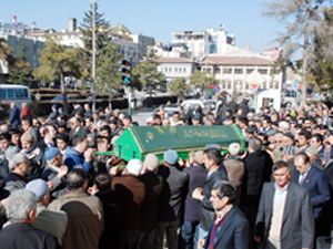 Kemal Eriş hayatını kaybetti