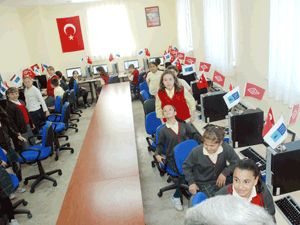 Meram’a 4 yeni internet evi