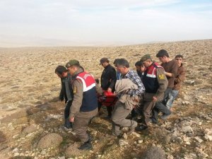 Çoban kazayla kendini vurdu