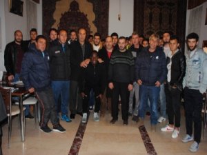 Sarayönü Belediyespor sinemada stres attı