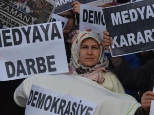 Konya Adliyesi önünde 'Demokrasi Nöbeti'