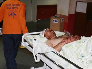 TIR park halindeki minibüse çarptı: 2 ölü, 12 yaralı