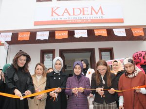 Sare Davutoğlu Konya Kadem binasının açılışını yaptı