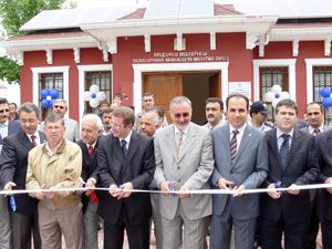 Selçuklu’da 16 muhtara yeni ofis