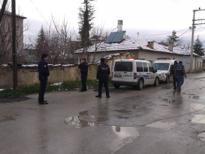 İzine gelen asker yolda yürürken hayatını kaybetti