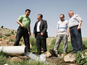 İpsizkaya’ya damla sulama sistemi