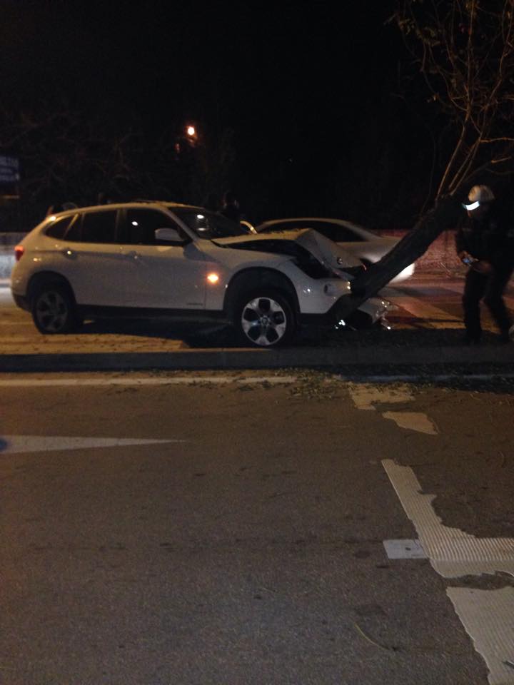 Lüks araç aşırı hız kurbanı