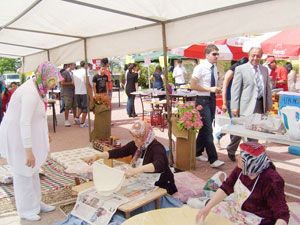 Cihanbeyli Meslek Yüksek Okulu’nda kermes