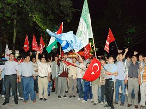 Saadetli gençlerden protesto gösterisi
