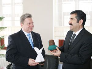 Belarus Büyükelçisinden Vali Doğan'a ziyaret