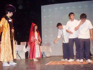 Diltaş öğrencileri Osmanlı tarihinde yarıştı