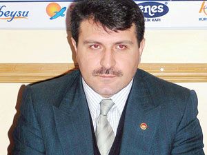 Umutlar yazlık ayakkabıda