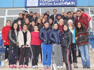 Ersöz THOM'lu sporcuları dinledi