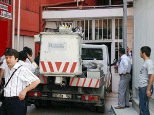 Direksiyon başında kalp krizi geçirdi - video