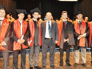 Selçuk Üniversitesi'nde mezuniyet coşkusu