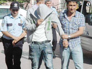 Motosikletli gaspçı çocuklar yakalandı