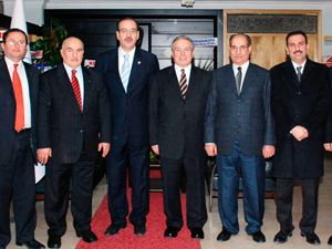Büyükhelvacıgil’e tebrik ziyaretleri devam ediyor