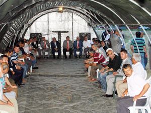 Konyalı şehidin evine taziye ziyareti