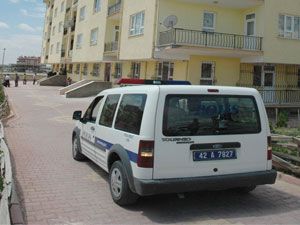 19 yaşındaki genç evinde ölü bulundu