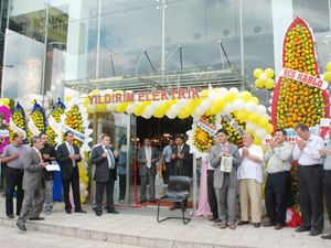 Lampo Aydınlatma dualarla hizmete açıldı