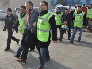 1,5 milyonluk vurgun yapan çete ne bulduysa çalmış