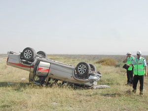 İşçileri taşıyan kamyonet devrildi: 4 yaralı