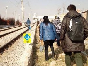 Yeni tramvay yine arıza yaptı!