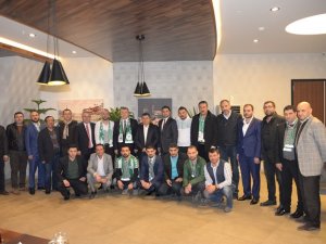 Grup liderlerine Şan'dan plaket