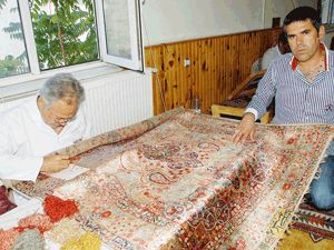 Tarihi halılar restore ediliyor