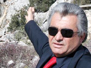 Deliktaş Şelalesi deısınmaya yenik düştü