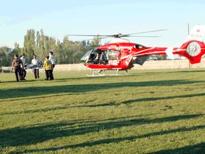 Tarım ilacı içen genç için hava ambulansı istendi