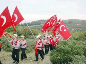 Öğrenciler Ayvaz Dede’nin izinde