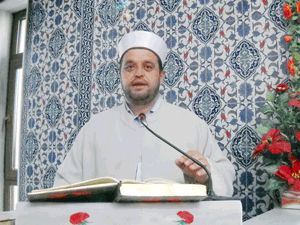 Karapınar’da imamın ayakkabısını çaldılar