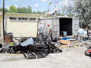 Depoda çıkan yangın korkuttu