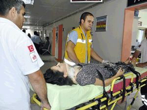 Polis memuru kazada yaralandı