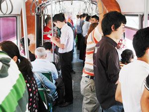 Hava ayrı, tramvay ayrı yakıyor
