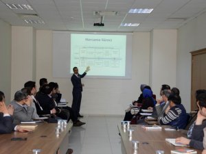 Meram’da eğitim seminerleri sürüyor