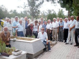 Hukukçu Coşar kabri başında anıldı