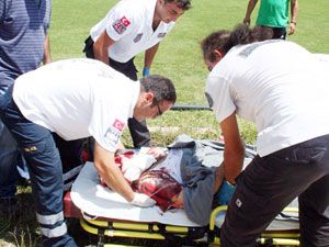 Tamir ettiği tüfekle başından yaralandı