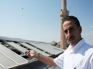 Tarihi cami nefes aldı