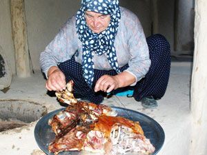 Tandırda kuzu keyfi