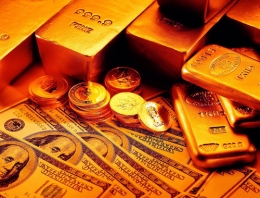 Dolar yükselişte altın fiyatları sert düştü