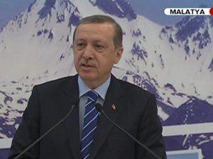 Erdoğan'dan Fuat Avni'ye: Mertsen çık ortaya