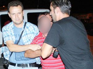 Sahte kimlikle tuhafiyeci satın aldı